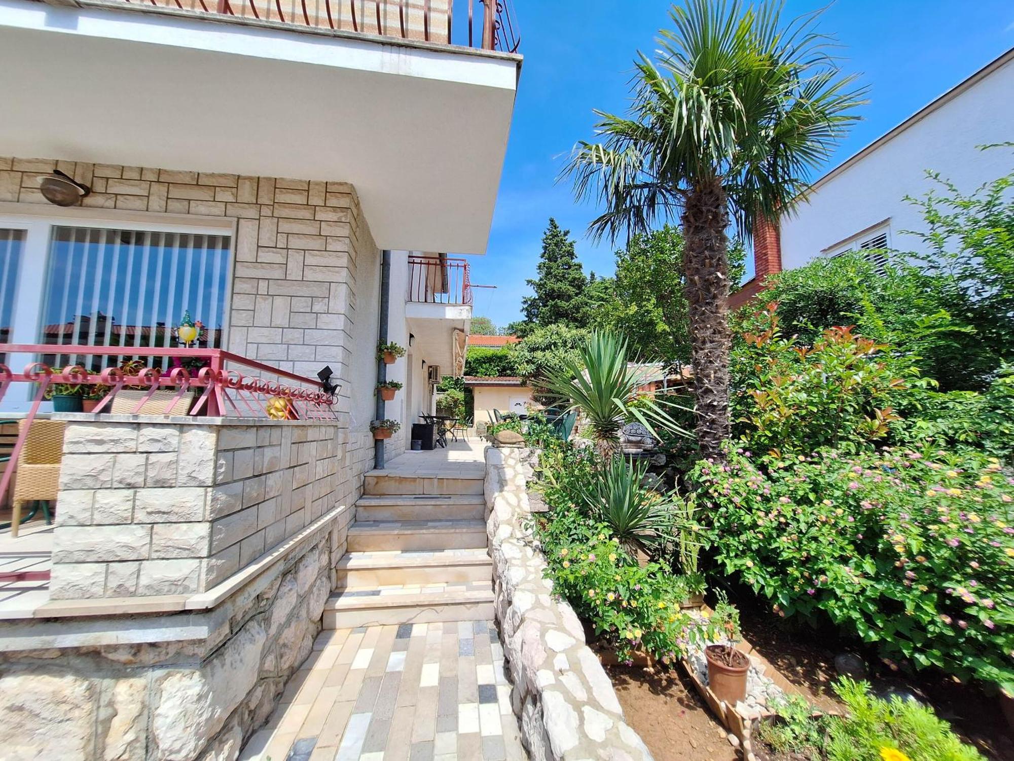 Apartments Tortuga Dramalj Bagian luar foto